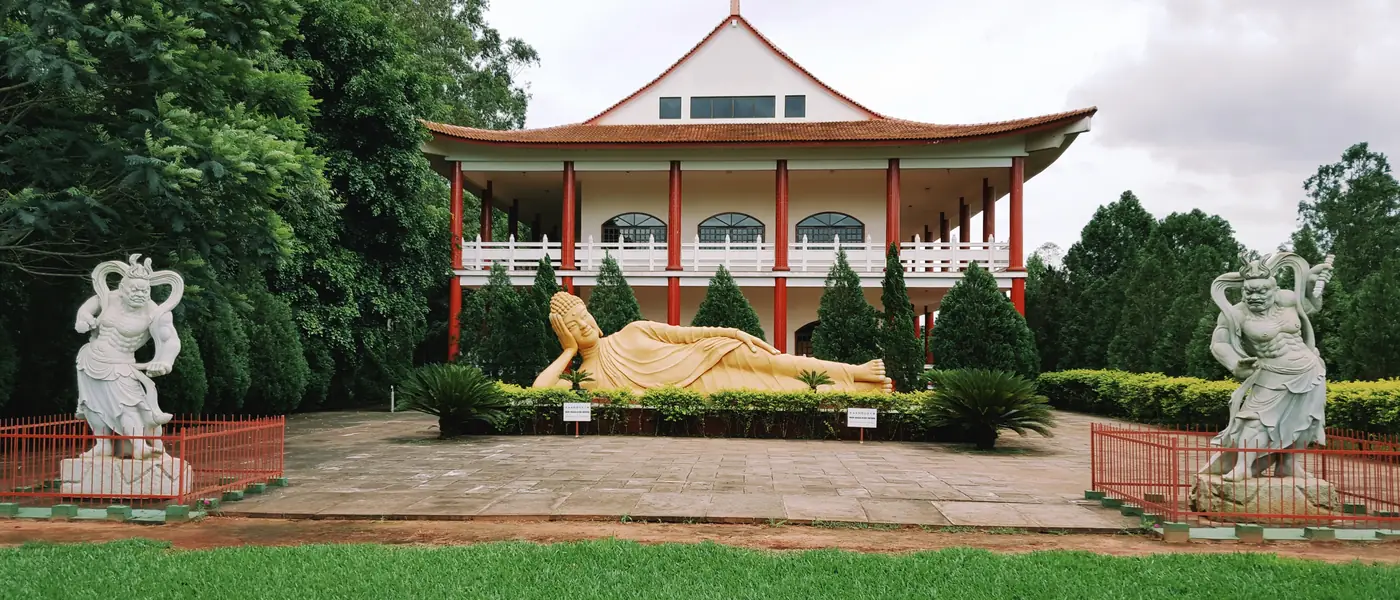 Templo Budista Chen Tien em Foz do Iguaçu, parada do city tour